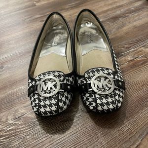 Michael Kors flats